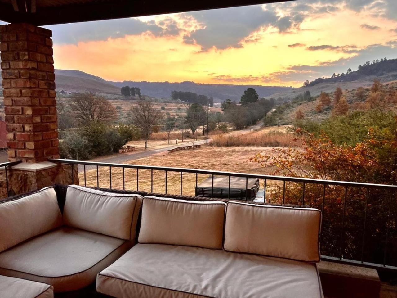 Stone Creek Mountain Lodge Дюлстром Екстер'єр фото